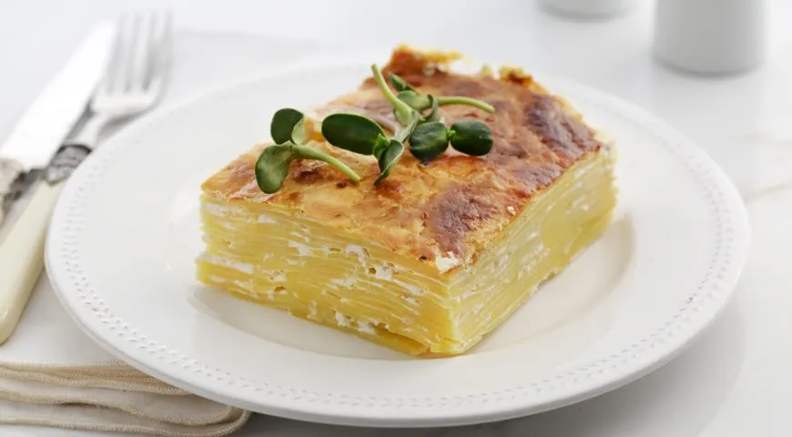 Autentyczna francuska gratin dauphinois