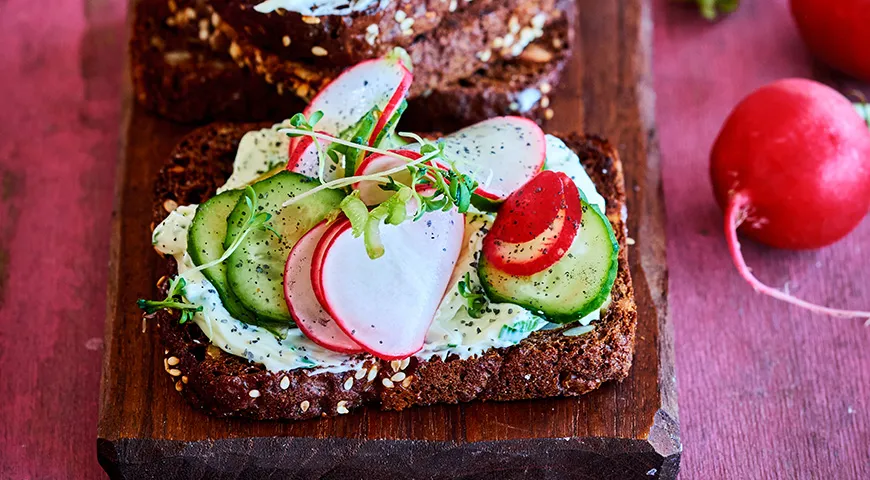 Bruschetta z rzodkiewkami