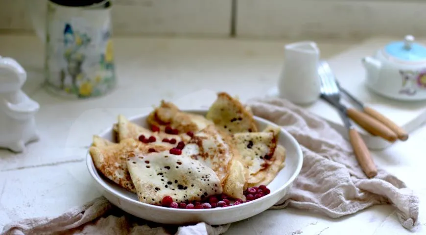 Cienkie naleśniki keto bez mąki pszennej i cukru