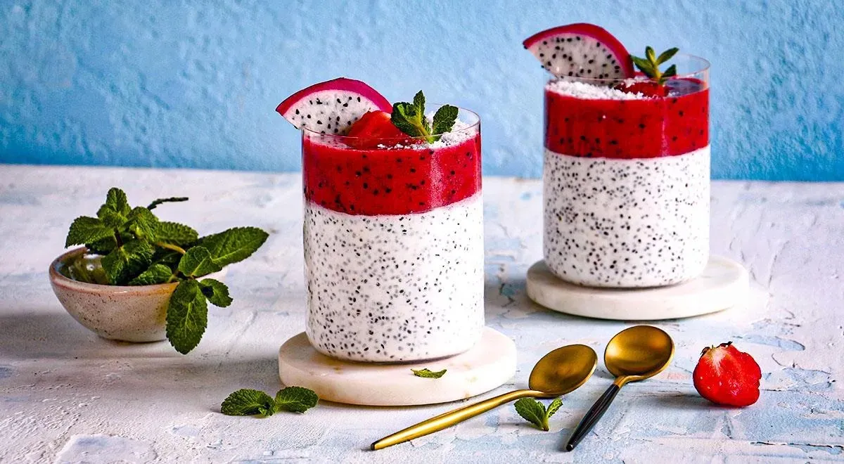 Pudding chia z mlekiem kokosowym i pitahaya