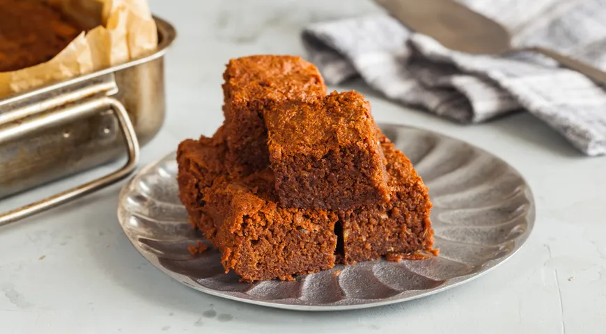 Brownie z cukinii, które można zrobić w mniej niż 1 godzinę