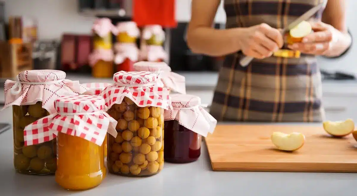 Jak prawidłowo przygotować i przechowywać preparaty na zimę